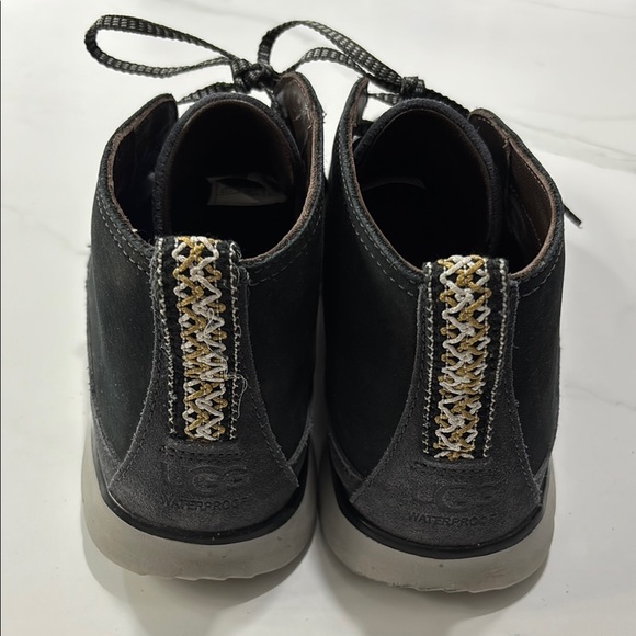 Men's Black Chukka Boots - Picture 3 of 4